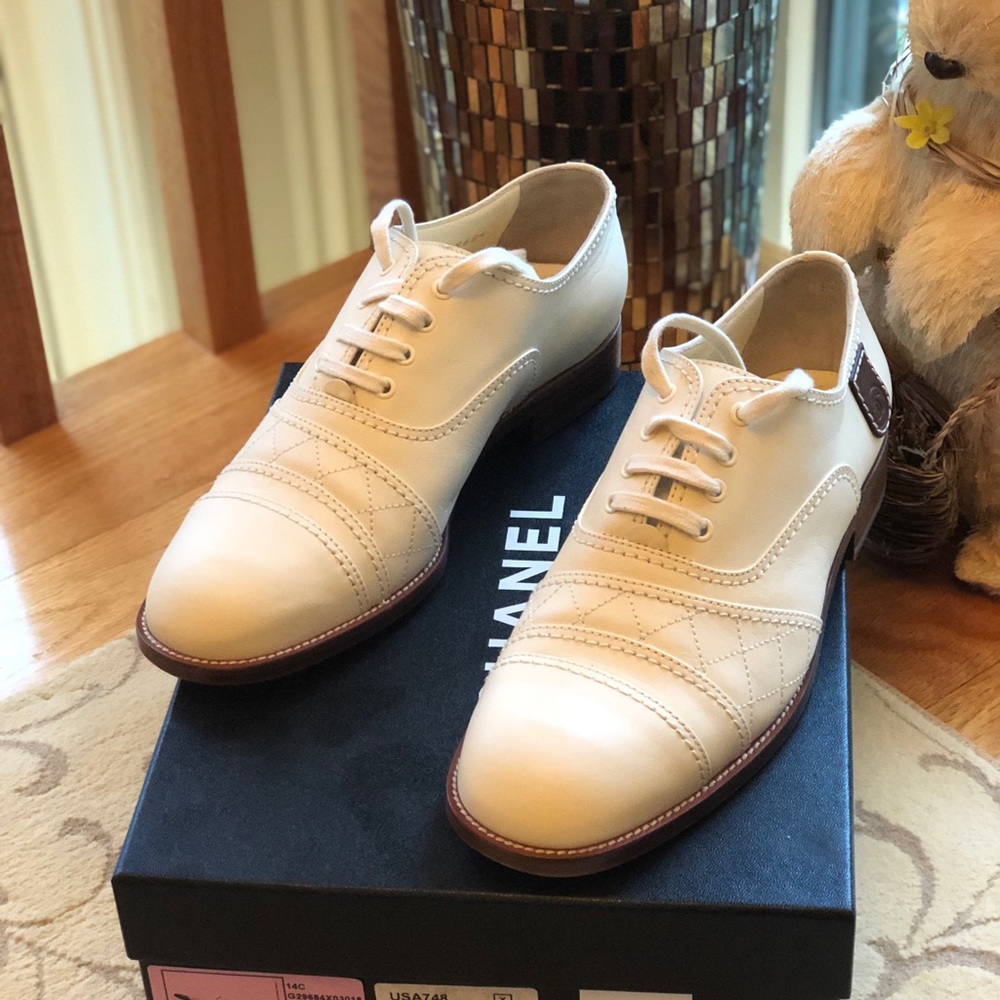 Channel shoes
